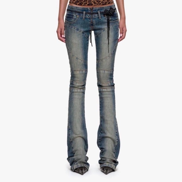 bupbes Denim - Flared Mid-Rise Washed Blue Jeans for Women